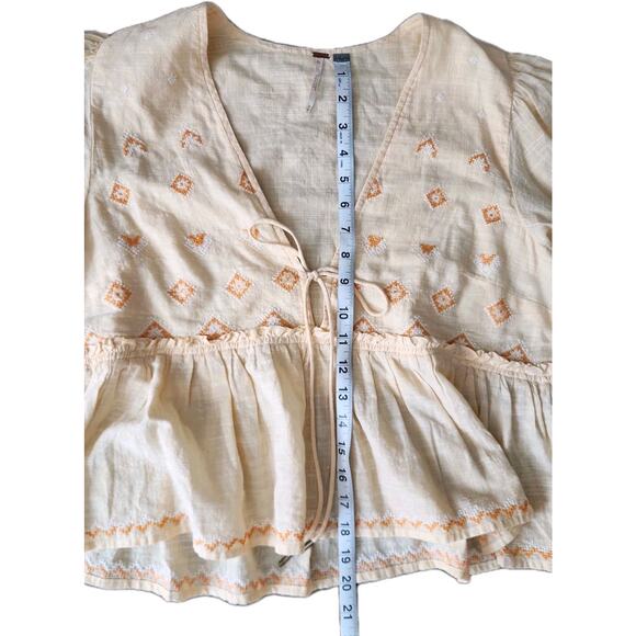 Free People Tallulah Embroidered Blouse Belle of Georgia Puff Sleeves Tie Size M - Picture 7 of 7